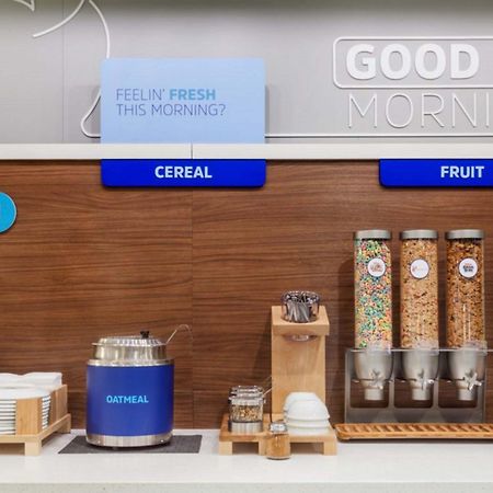 Holiday Inn Express & Suites - Ely By Ihg Экстерьер фото